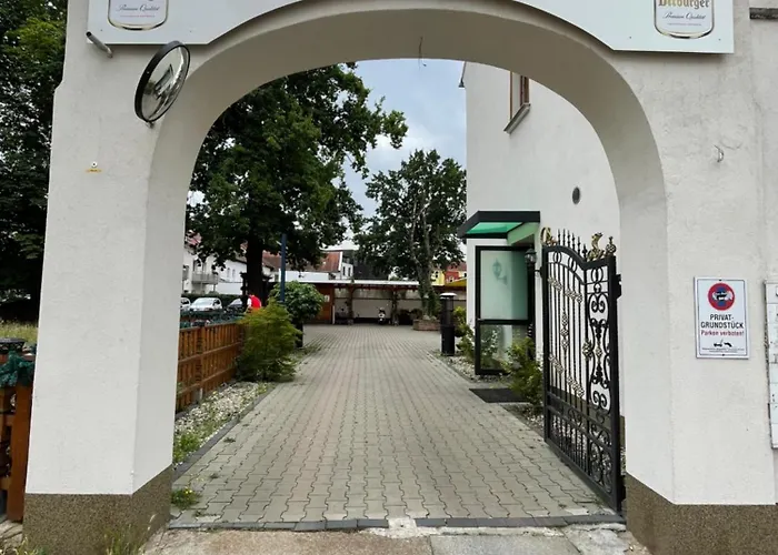 Apartment Leipzig בית הארחה 3*